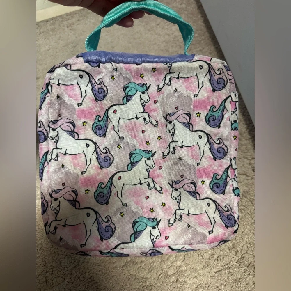 Artic Zone Unicorn insulated lunch bag - Picture 2 of 4
